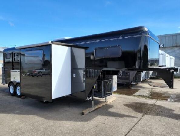 2025 Pinnacle Horse Floats 2 Horse Gooseneck With Slideout Seperate Shower Ensuite Toilet 2HSSE image