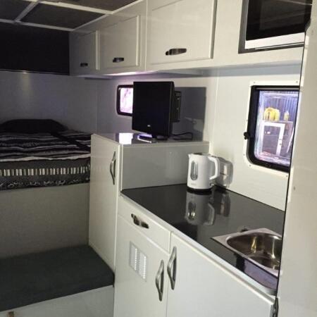 The Gladiator Gooseneck Trailer - 2 Horse Angle Load Gooseneck Trailer image